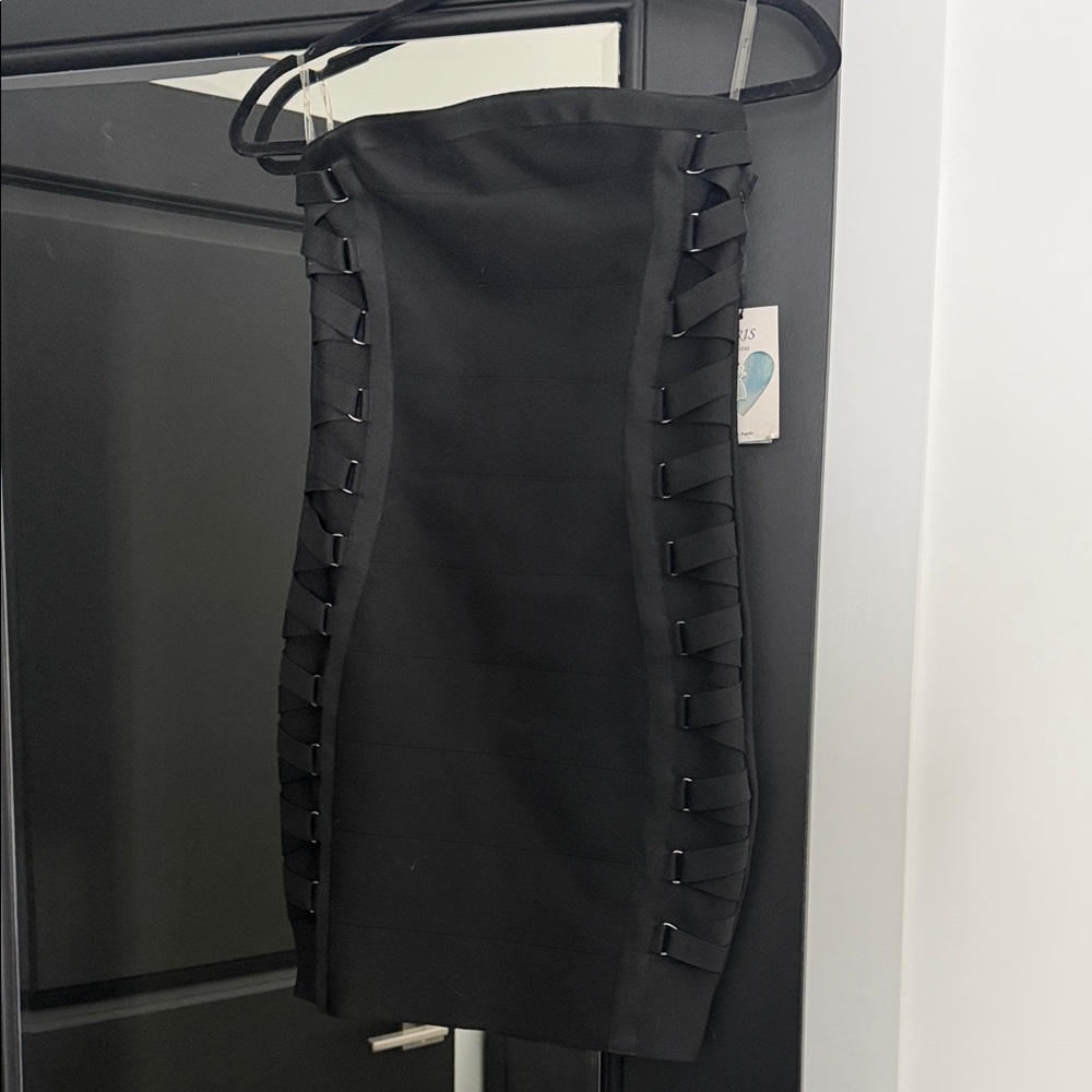 Black Strapless Bodycon Dress